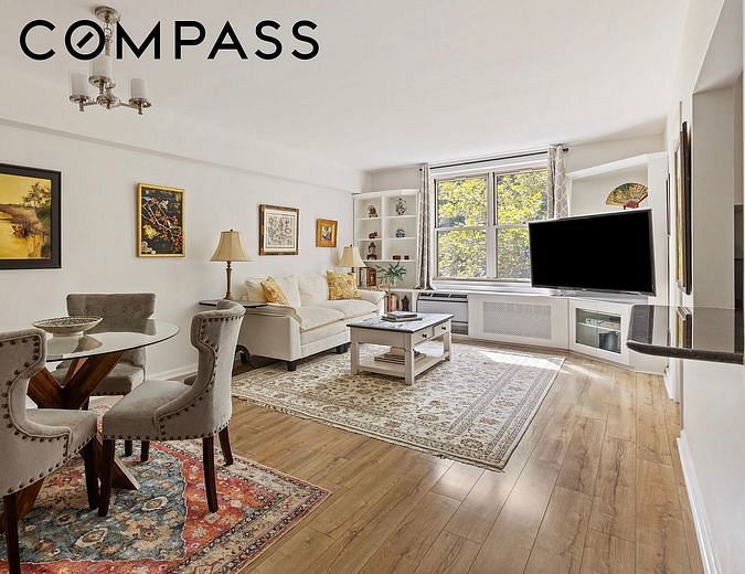309 East 87th Street #4R