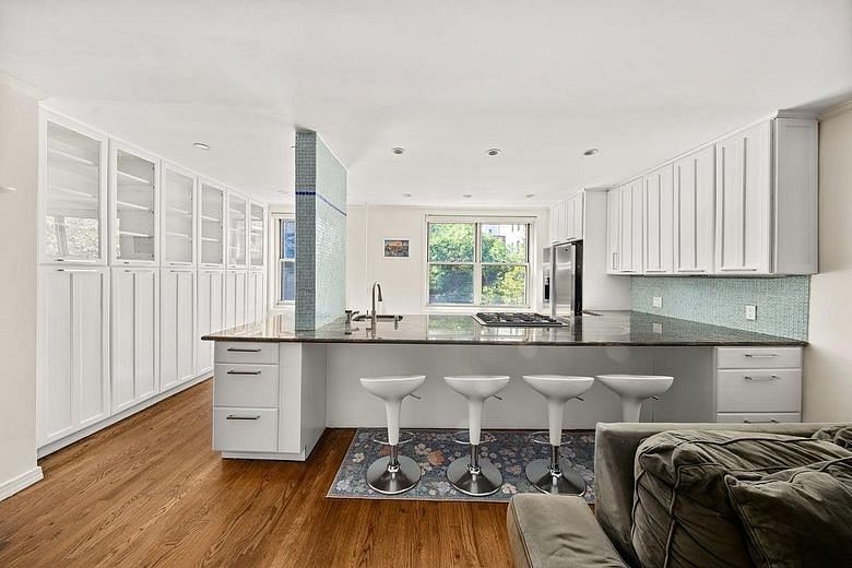 309 East 87th Street #5OP