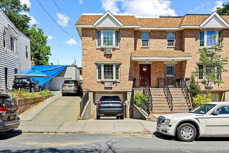 309 Logan Street