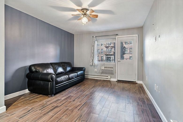 31-23 Crescent Street #1D