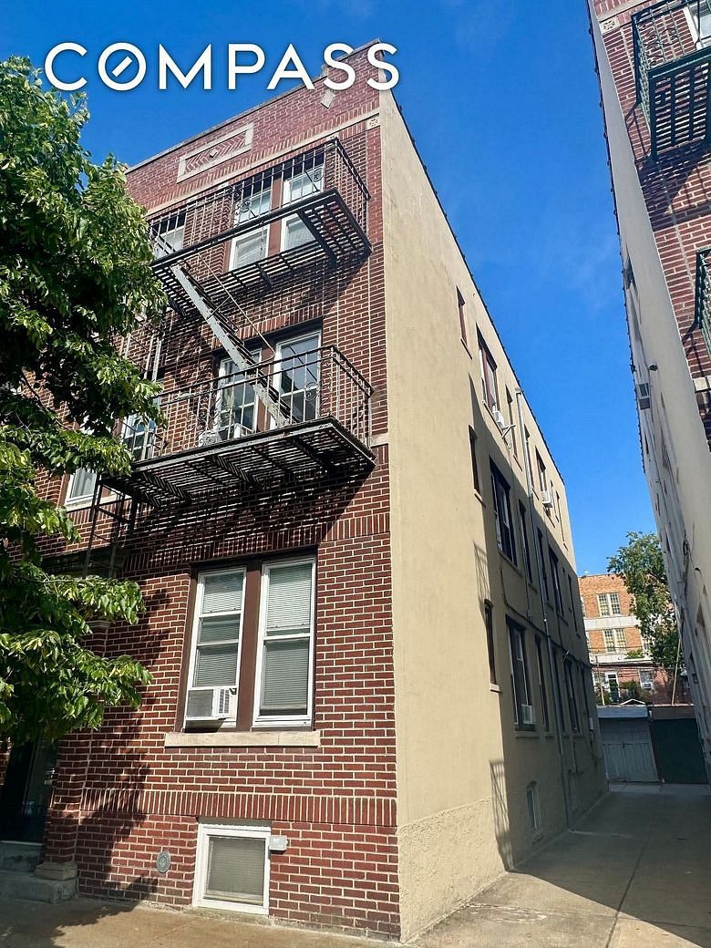31-29 47th Street