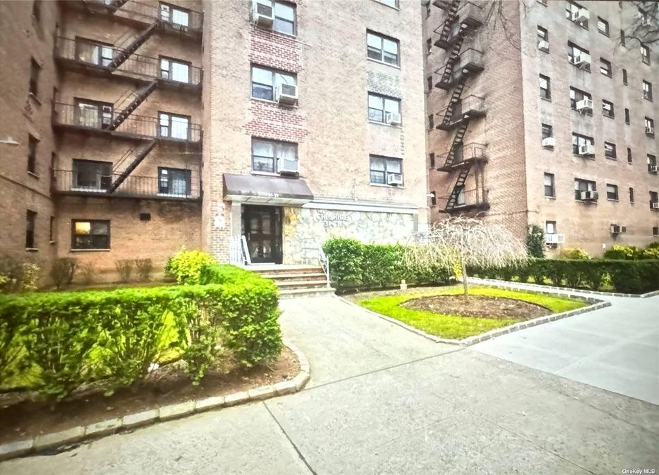 Image 1 of 9 for 31-31 138th Street #5H in Queens, Flushing, NY, 11354