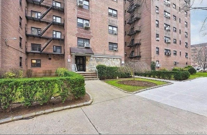 31-31 138th Street #6C