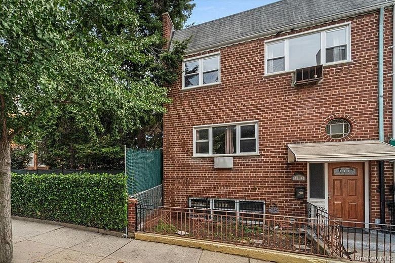 31-81 45th Street