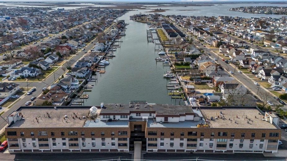 31 Casino Street #PH