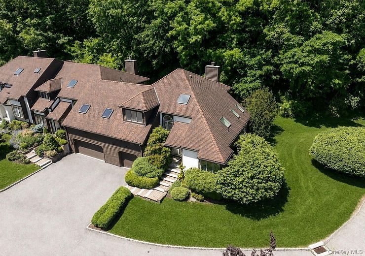 31 Cotswold Drive