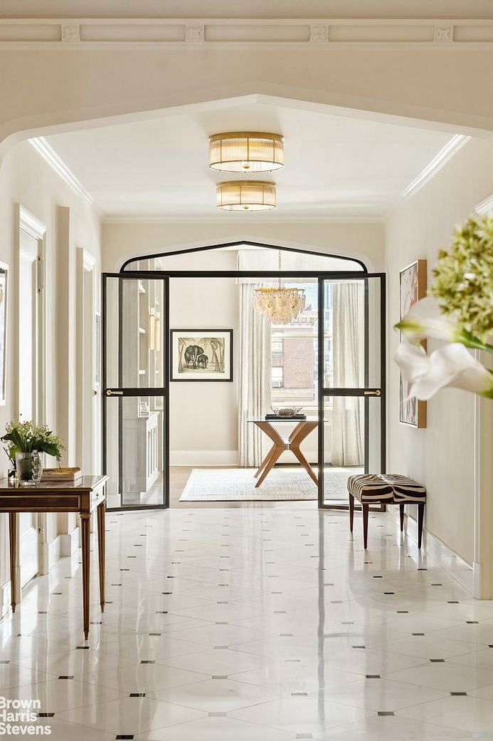 31 East 72nd Street #11FL