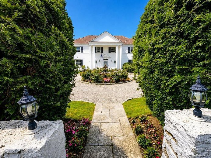 31 Griffen Avenue