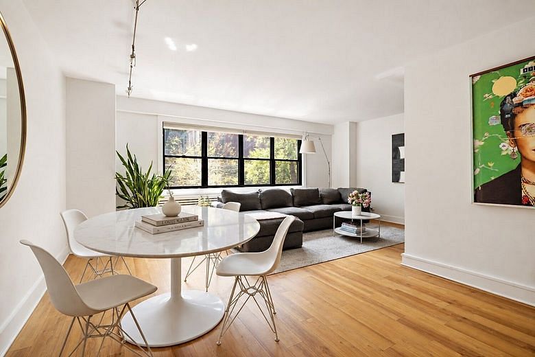 31 Jane Street #2D