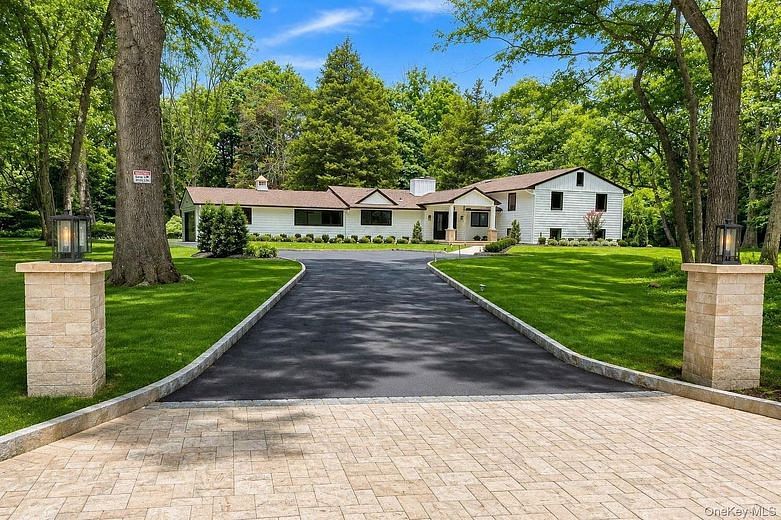 31 Saw Mill Road