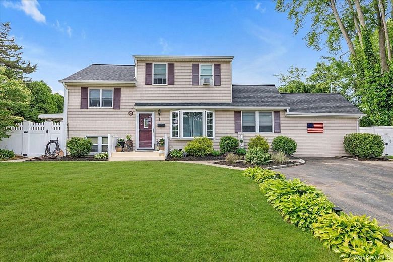 31 Sherwood Drive