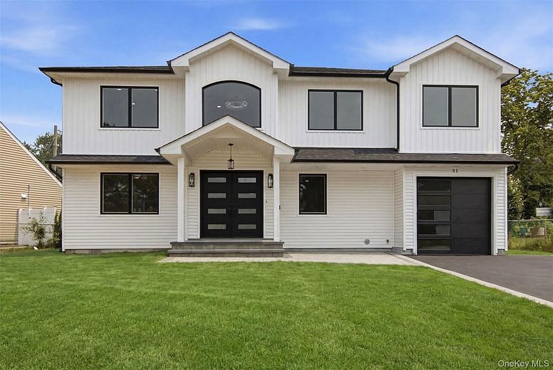 31 Underhill Avenue