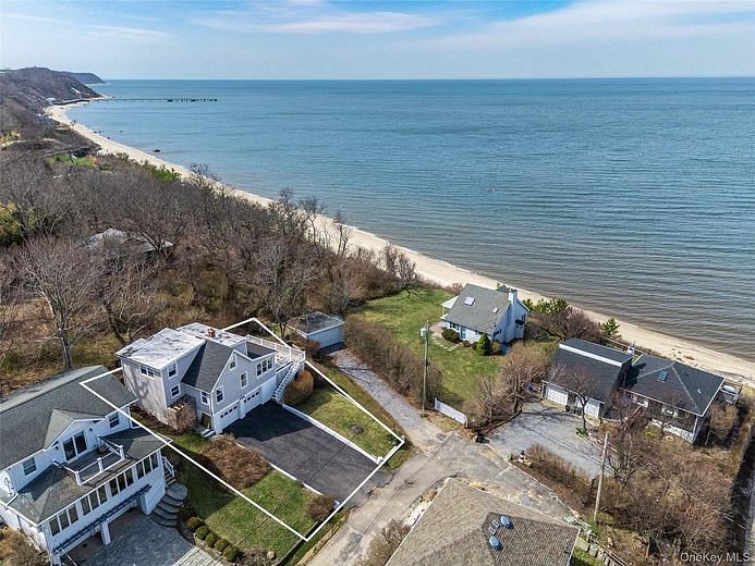 31 W Fairview Avenue