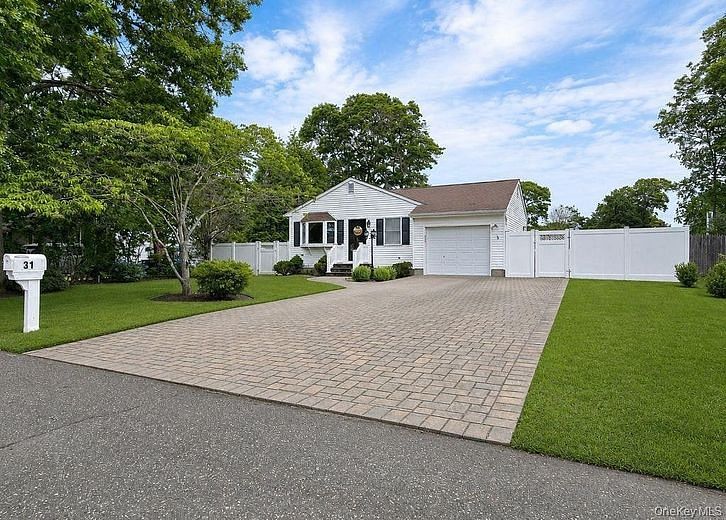 31 Westwood Drive