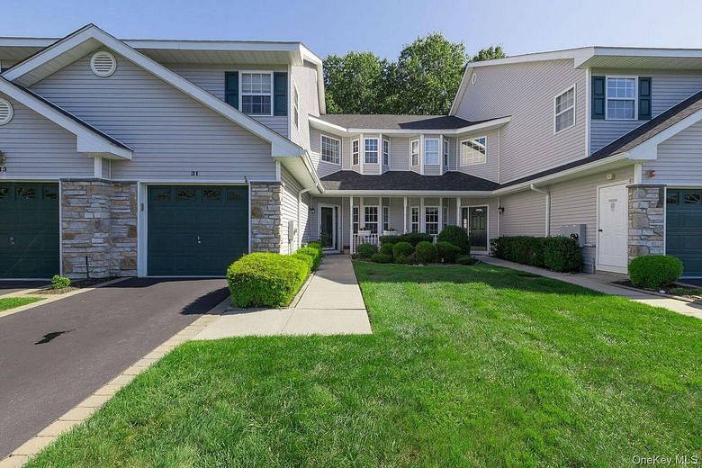 31 Willow Wood Drive