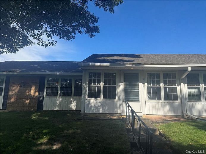 310-C Woodbridge Drive