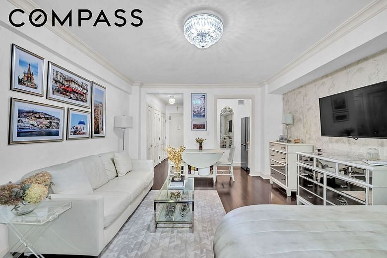 310 East 49th Street #1E