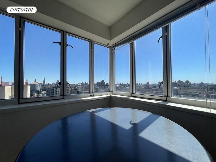 310 Riverside Drive #2009
