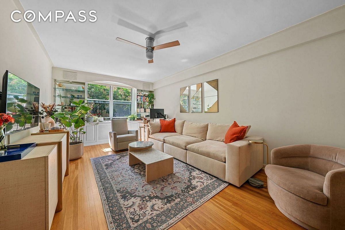 Image 1 of 19 for 310 West 55th Street #3C in Manhattan, New York, NY, 10019