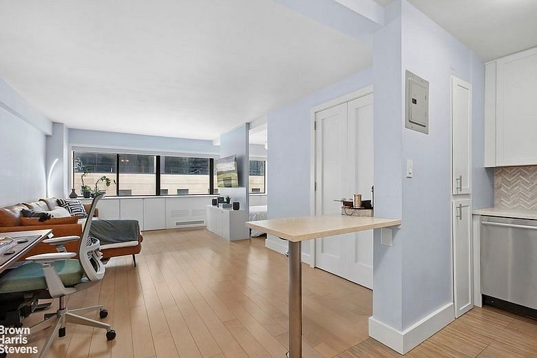 310 West 56th Street #9E