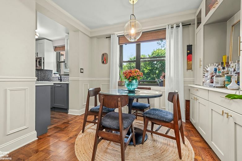 3103 Fairfield avenue #4A