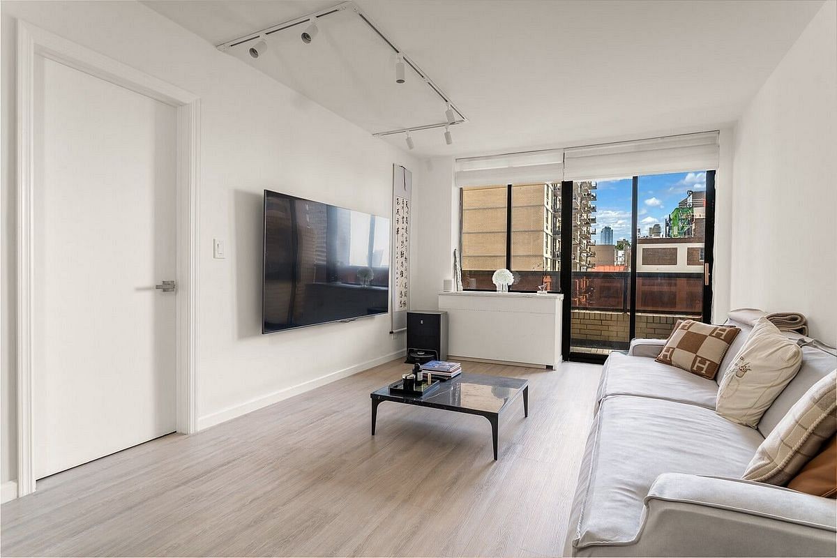 Image 1 of 33 for 311 East 38th Street #14E in Manhattan, New York, NY, 10016