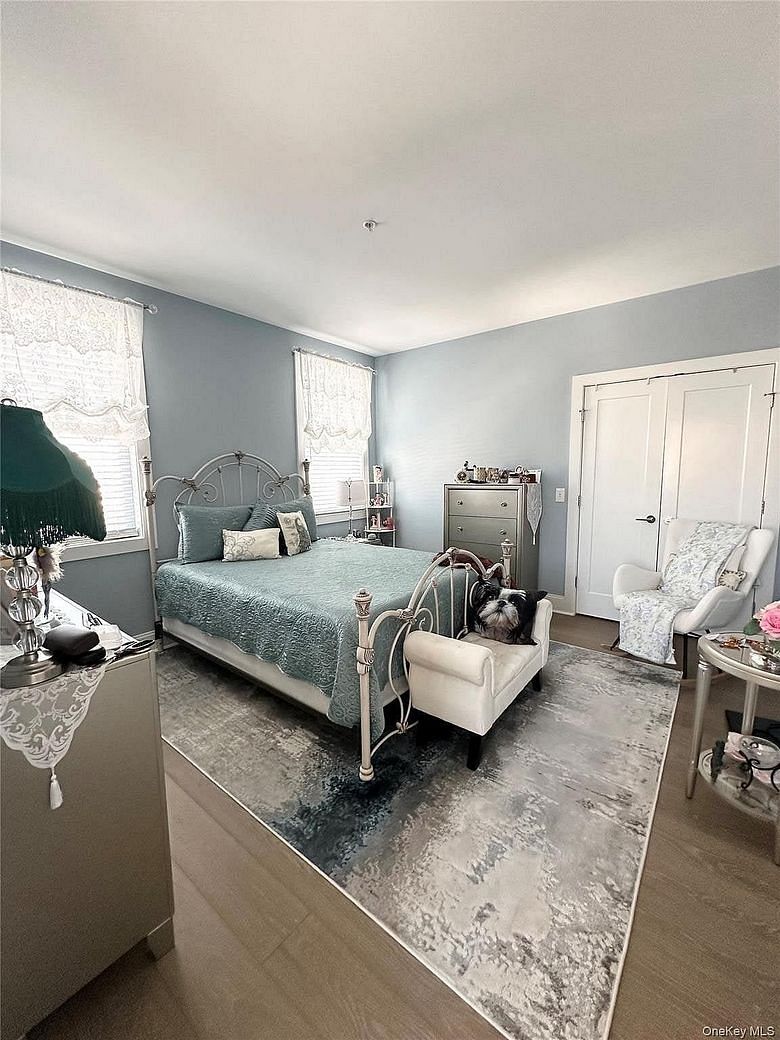 311 Marina Pointe Drive