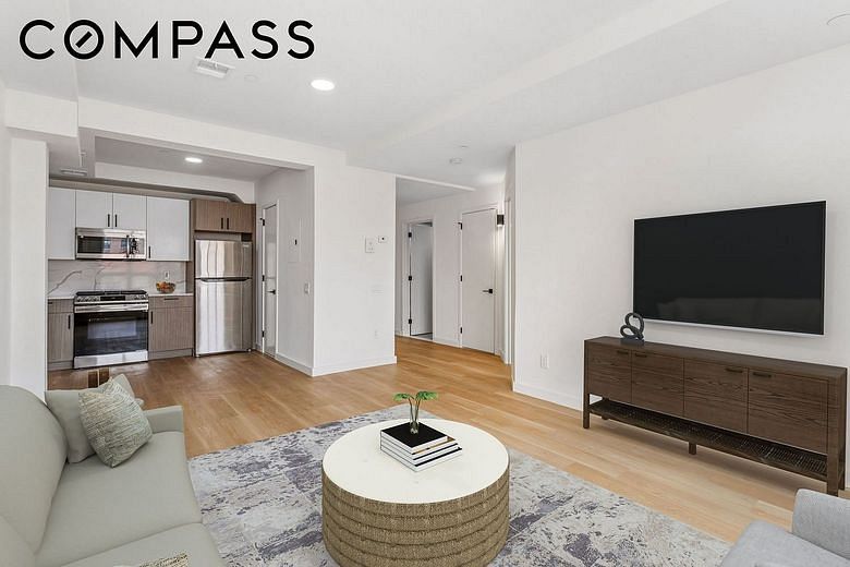 3112 Emmons avenue #305
