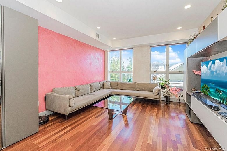 3116 Emmons Avenue #4