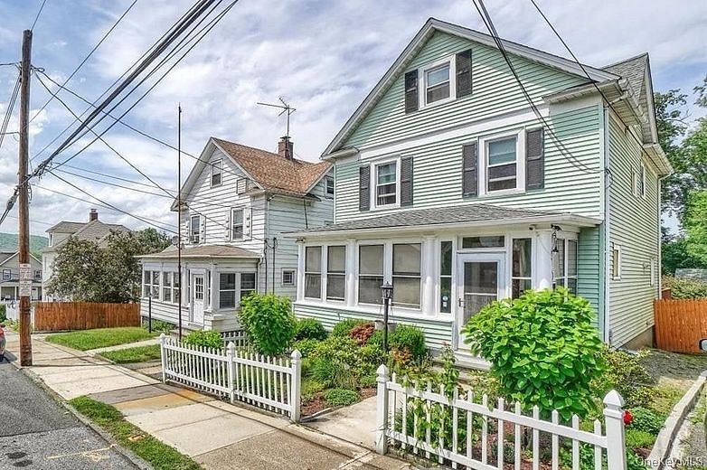312 Bay Street