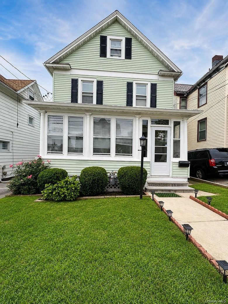 312 Bay Street