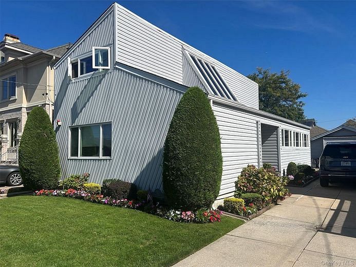 312 Beach 149th Street