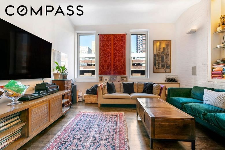 312 East 23rd Street #7B
