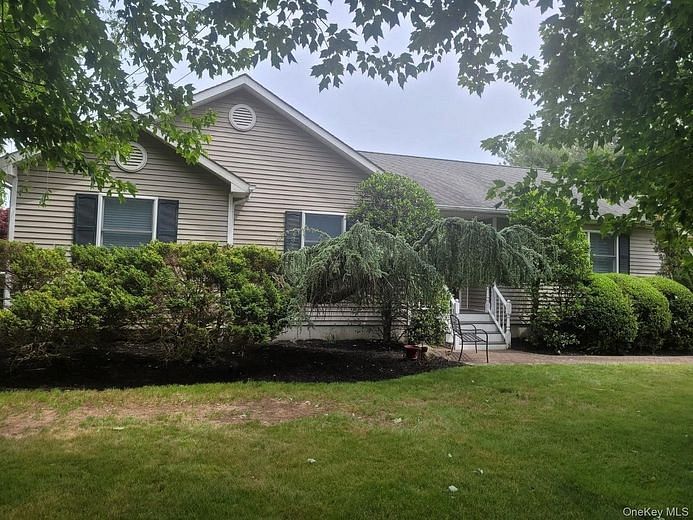 312 Riley Avenue