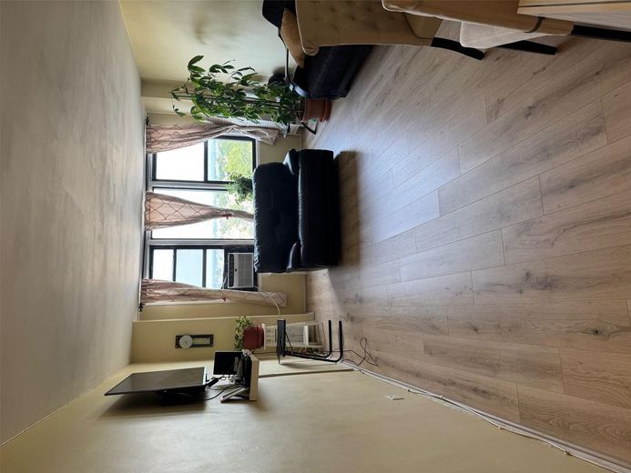 3121 Middletown Road #7G