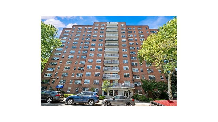 3125 Tibbett Avenue #12C