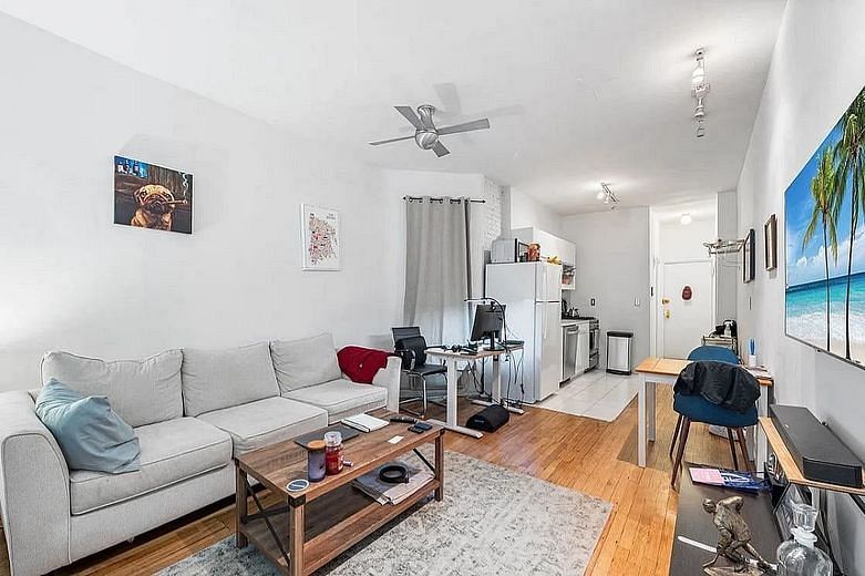 313 East 89th Street #2C