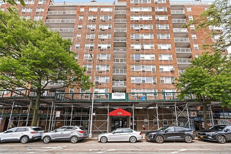 3131 Grand Concourse #2J