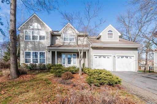 Image 1 of 24 for 1 Ethan Allan Ct in Long Island, S. Setauket, NY, 11720