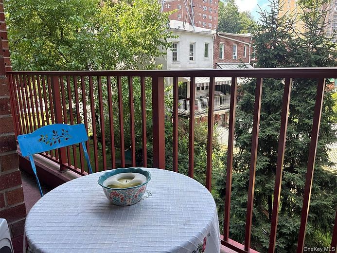 315 232nd Street #2M