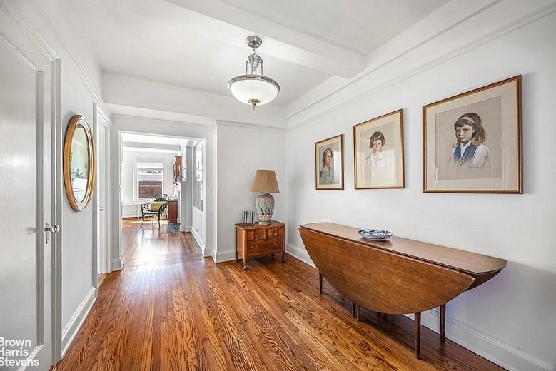 315 East 68th Street #13F