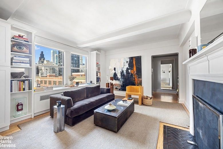 315 East 68th Street #13J