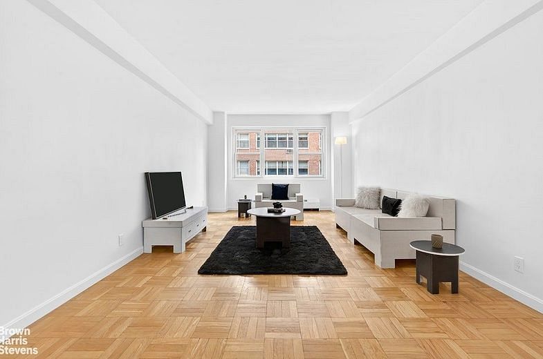 315 East 69th Street #6L