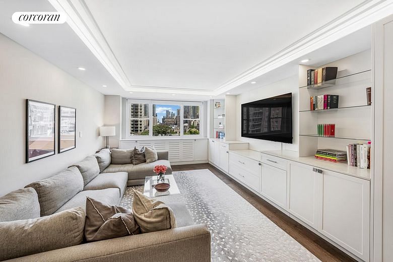 315 East 72nd Street #9H