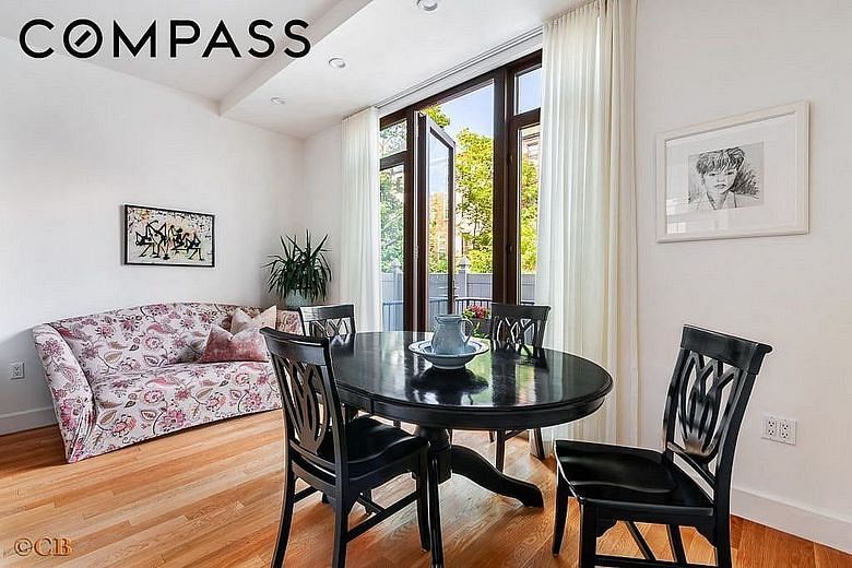 315 Gates Avenue #1F