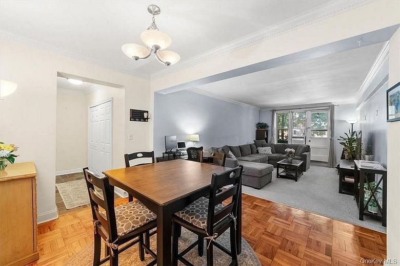 315 King Street #1B