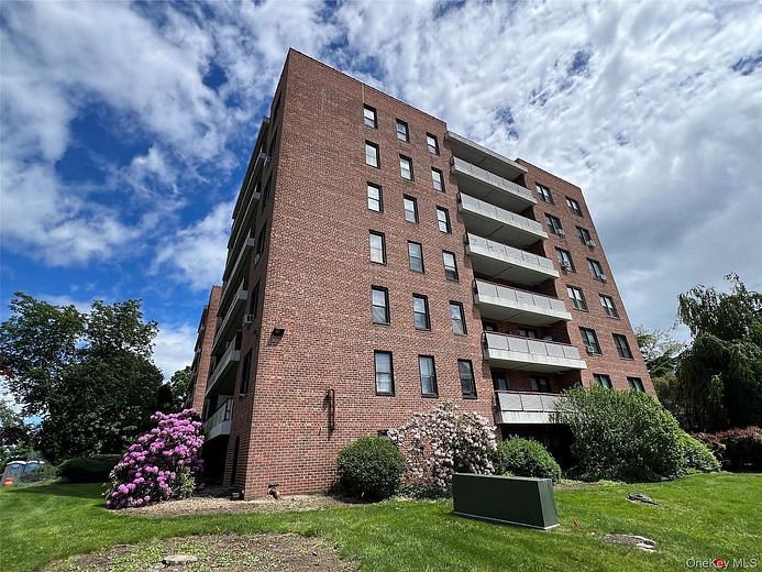 315 King Street #2H