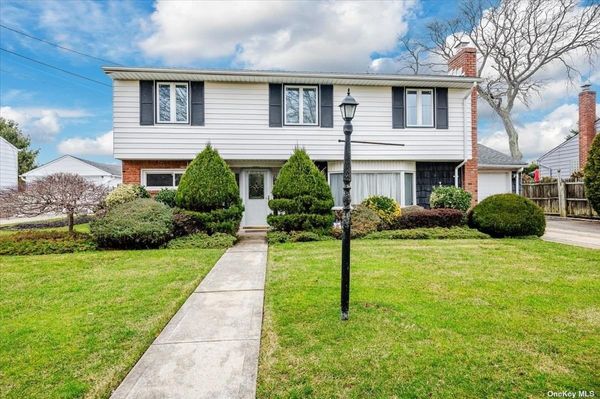 Image 1 of 35 for 315 N Rutherford Avenue in Long Island, Massapequa, NY, 11758