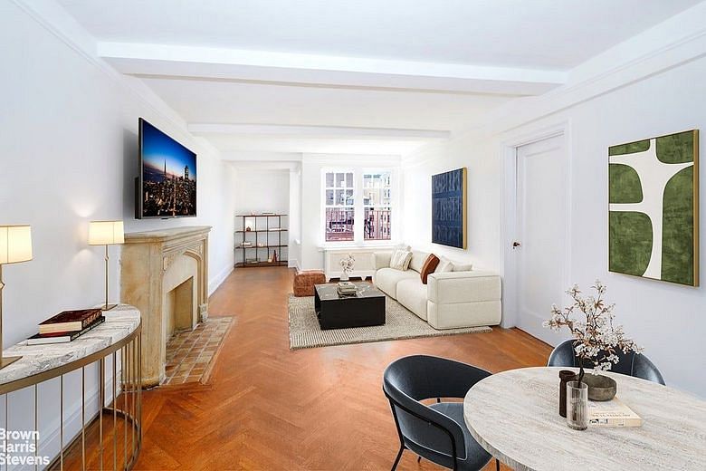 315 Riverside Drive #14C