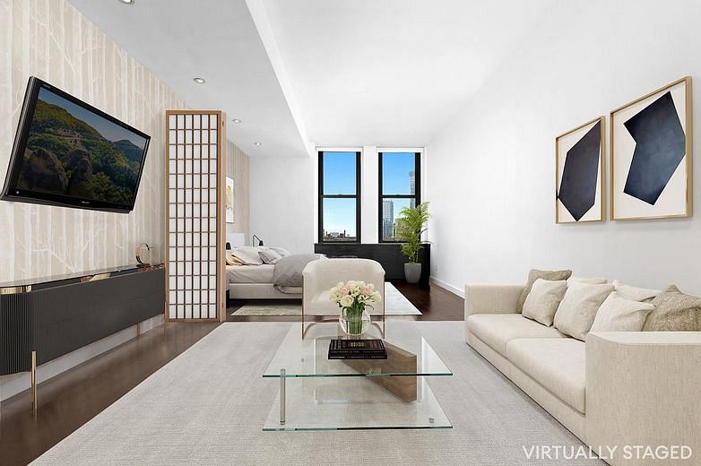 315 Seventh Avenue #18D